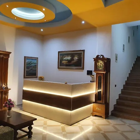 Risus ホテル ゴーレム