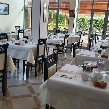 Risus ホテル ゴーレム