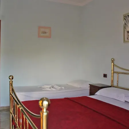 Risus ホテル ゴーレム